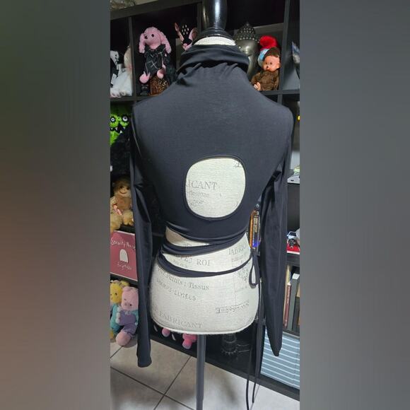 Darker Wavs Warp Long Sleeve Wrap Top Possible SAMPLE - Picture 1 of 3